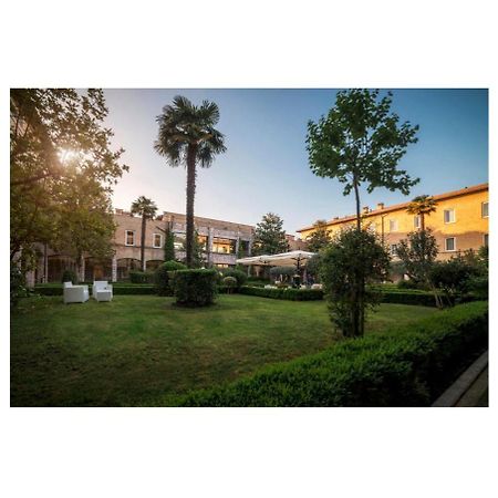 Th Assisi - Hotel Cenacolo Buitenkant foto