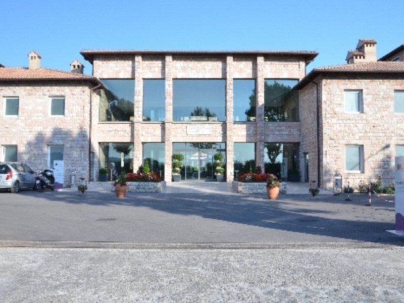 Th Assisi - Hotel Cenacolo Buitenkant foto